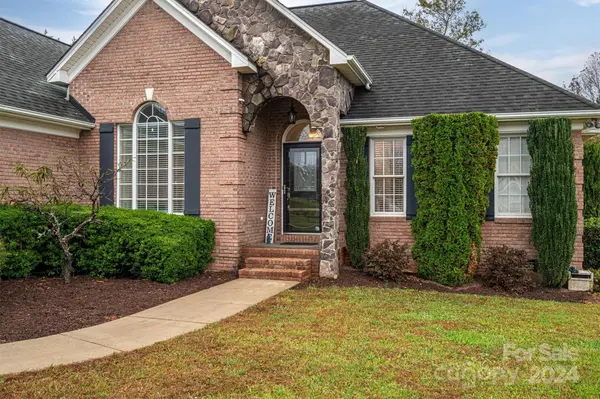 2513 Burton Estates LN, Lincolnton, NC 28092