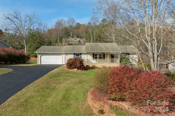 4088 Turnpike RD #4,  Horse Shoe,  NC 28742
