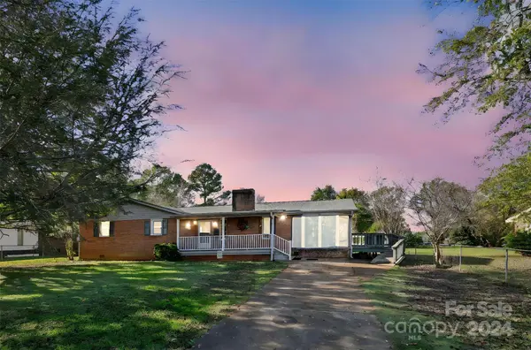 347 Old Wagy RD, Forest City, NC 28043