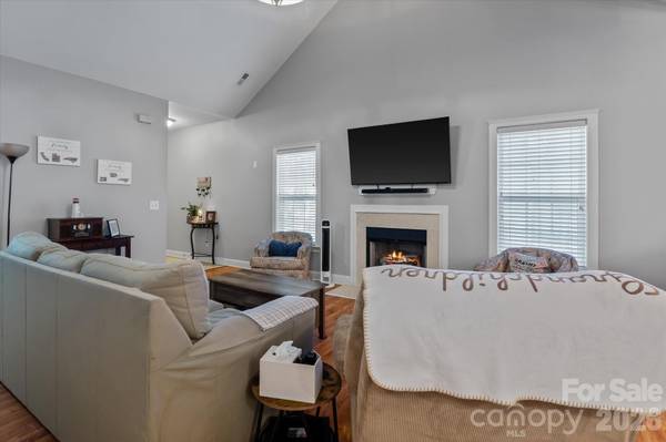 13502 Glencreek LN, Huntersville, NC 28078