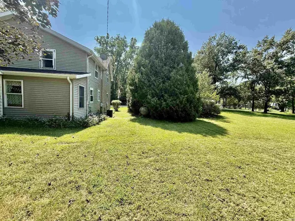 10140 E State Road 10 ***, Culver, IN 46511