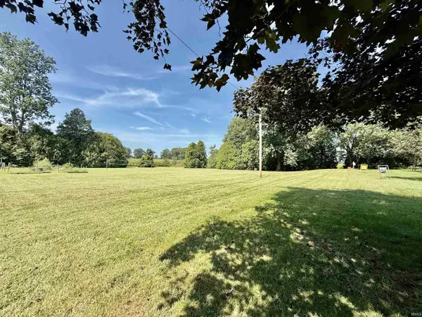 10140 E State Road 10 ***, Culver, IN 46511