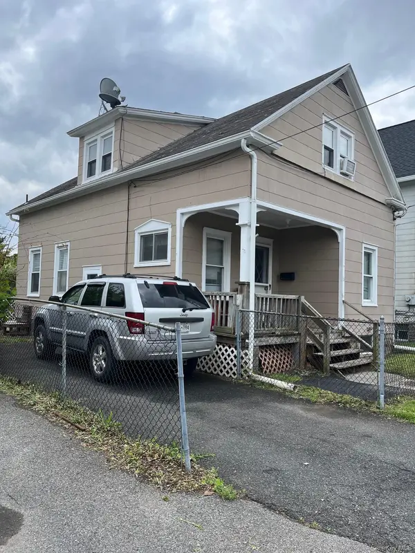 56 Grand ST, Kingston, NY 12401