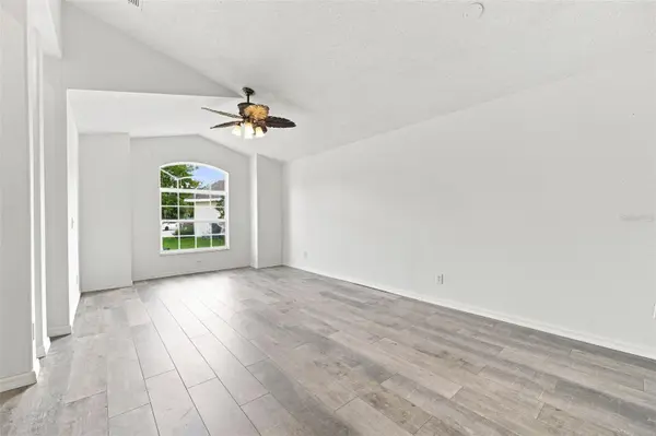 2247 MAJESTIC EAGLE CIR, Clermont, FL 34714