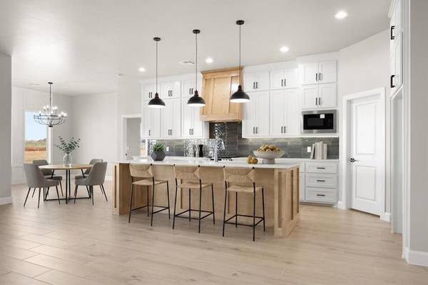 15500 Addison LN, Edmond, OK 73013