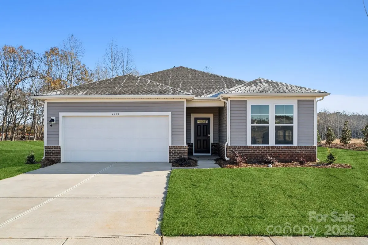 2223 Carpenter Farms DR, Lincolnton, NC 28092