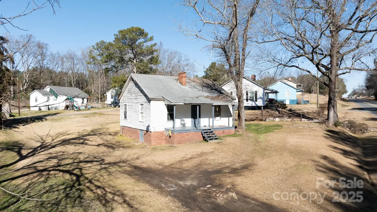 1024 Chester AVE, Great Falls, SC 29055