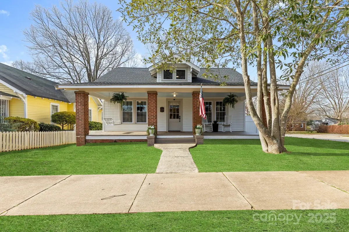 239 Euclid AVE, Statesville, NC 28677