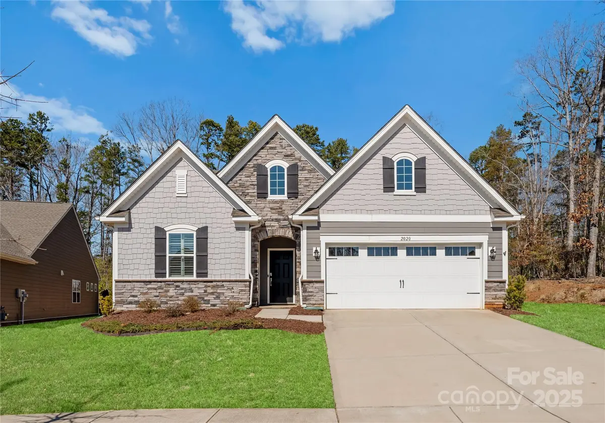2020 Canova DR, Mount Holly, NC 28120