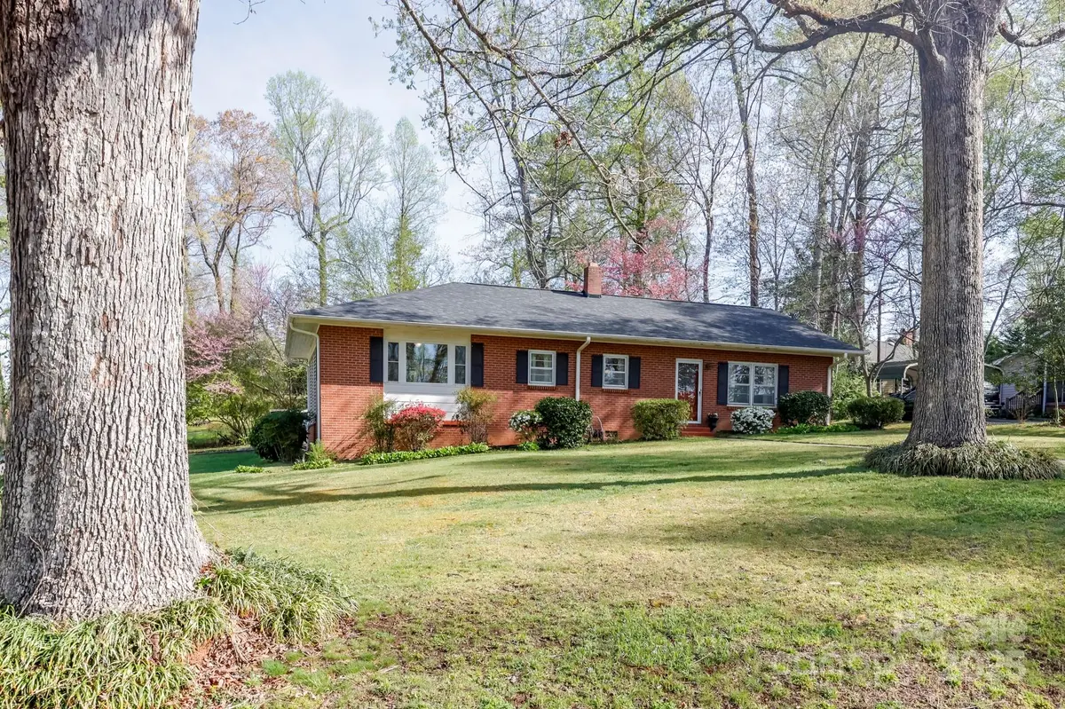 194 Fernwood CIR, Rutherfordton, NC 28139