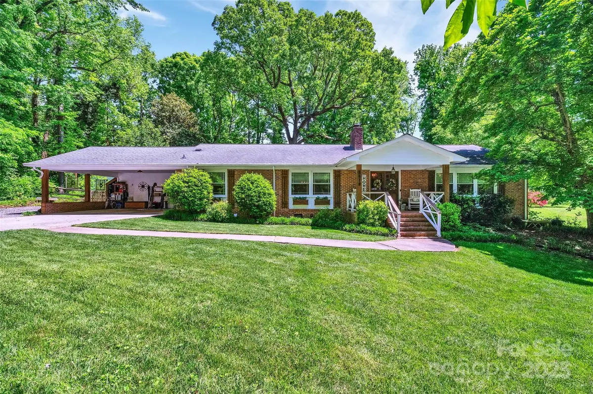 3810 Springway DR, Gastonia, NC 28056