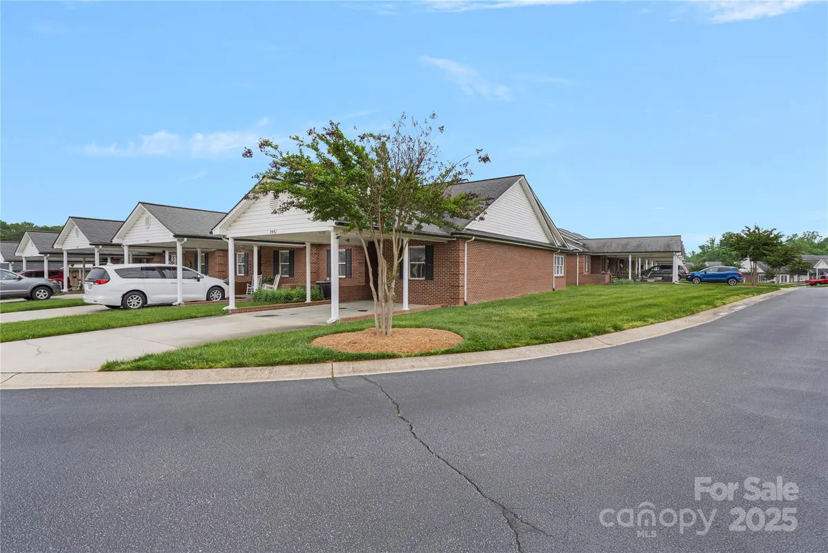 3951 Jasmine LN, Denver, NC 28037