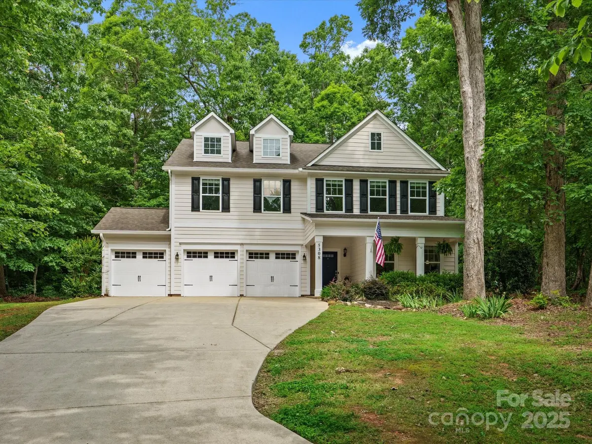 5308 Lambert CT, Waxhaw, NC 28173