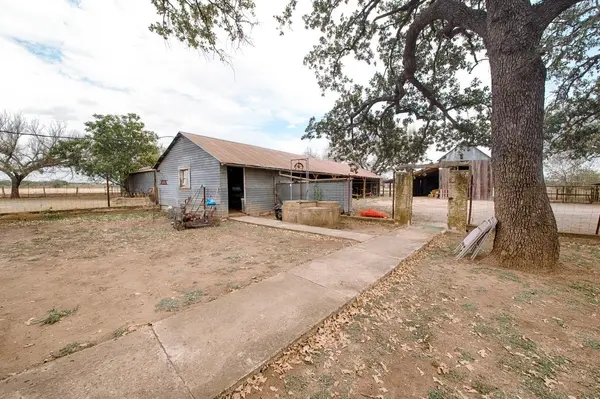 7400 State Highway 27, Comfort, TX 78013