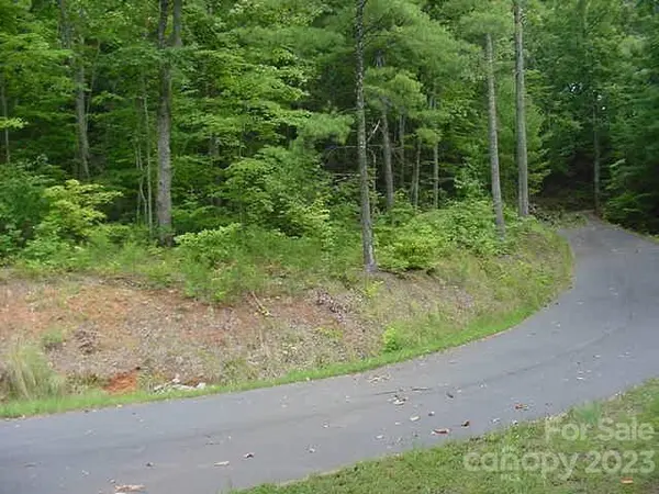 1713 Songbird CT #6, Lenoir, NC 28645