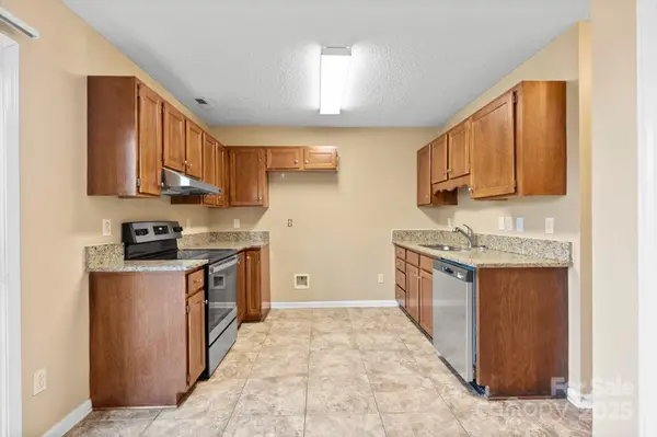5810 Bridgeway DR, Indian Trail, NC 28079
