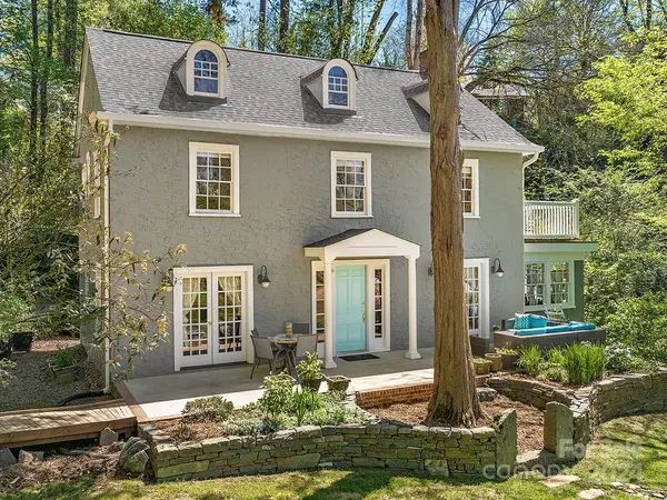 16 Cherokee RD,  Asheville,  NC 28801
