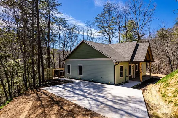 79 Old Bryson City RD, Bryson City, NC 28713
