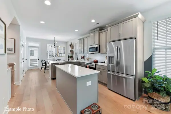 2009 Belmont Terraces LN #11, Charlotte, NC 28205
