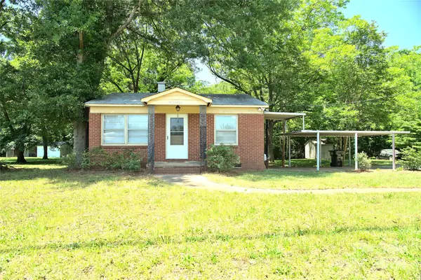 14903 Beatties Ford RD, Huntersville, NC 28078