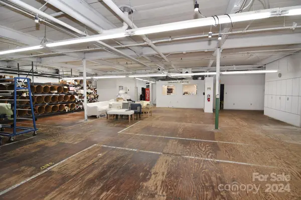 1026 Main AVE Hickory, NC 28602