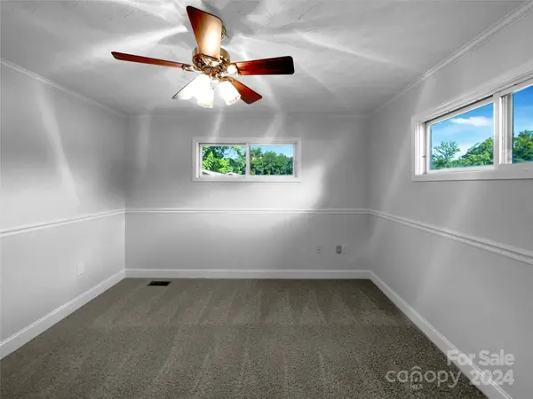 2372 Heavner RD, Lincolnton, NC 28092