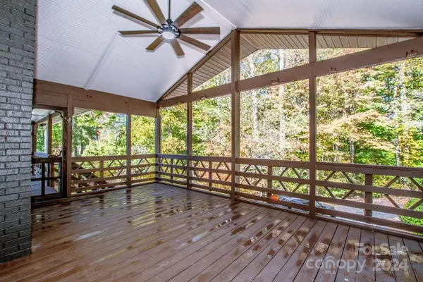 124 La Agua LN, Troutman, NC 28166