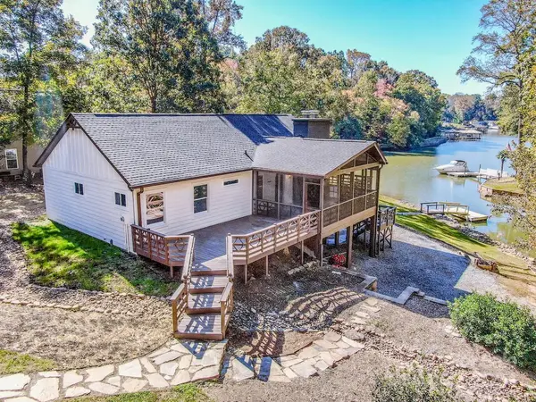 124 La Agua LN, Troutman, NC 28166