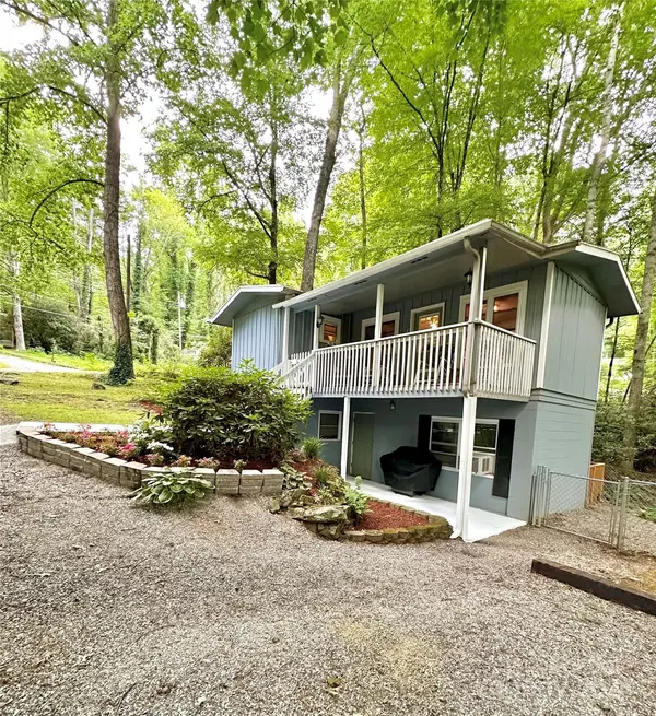 36 Belle Flower CIR, Maggie Valley, NC 28751