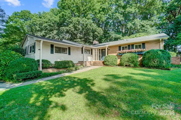 1601 Woodberry RD, Charlotte, NC 28212