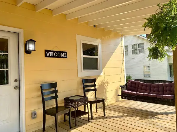 7 Jefferson ST W, Great Falls, SC 29055