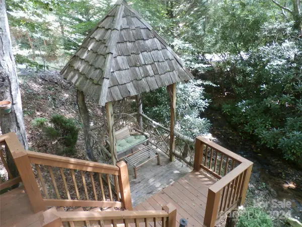 303 Laurel Ridge DR,  Spruce Pine,  NC 28777