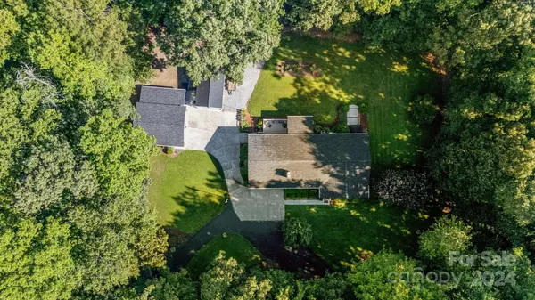 355 Davies CIR, Cleveland, NC 27013