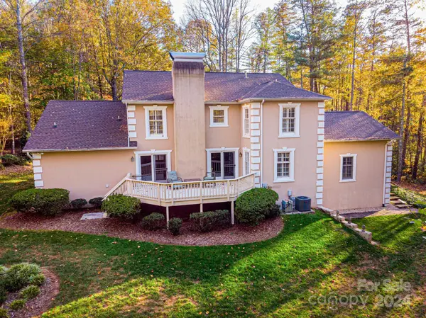101 Lost Corner RD, Morganton, NC 28655
