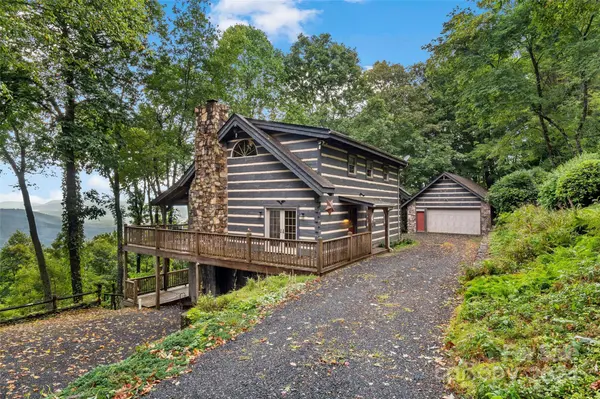 1297 Wipprecht DR, Spruce Pine, NC 28777