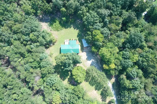 188 Ida CT, Taylorsville, NC 28681