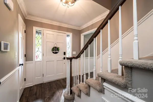 12 36th AVE NW, Hickory, NC 28601