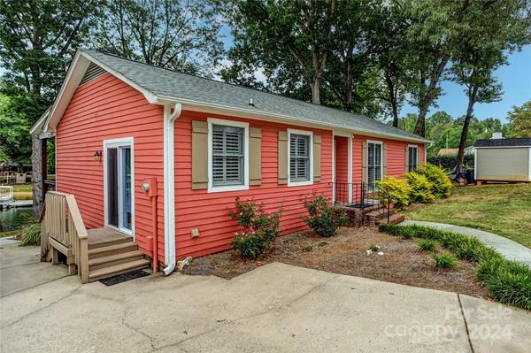 21216 Rio Oro DR, Cornelius, NC 28031