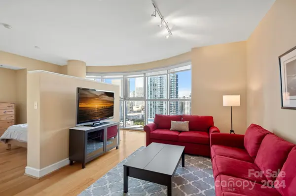 333 W Trade ST #1410, Charlotte, NC 28202