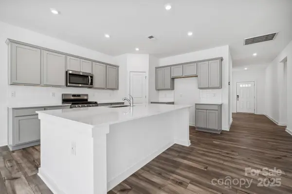 2223 Carpenter Farms DR, Lincolnton, NC 28092