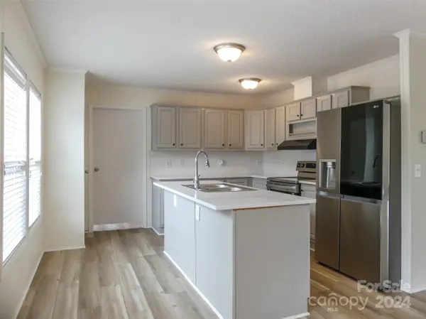 63 Tar Heel LN, Columbus, NC 2872