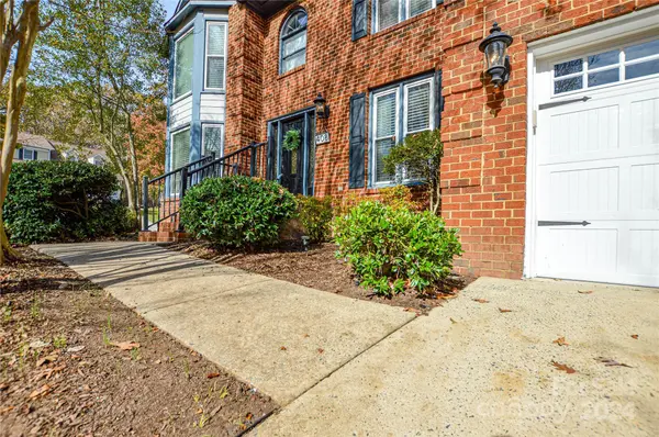 408 Brenwyck CT, Matthews, NC 28105