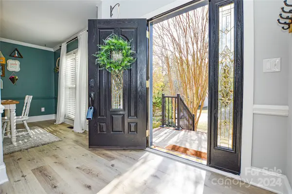 408 Brenwyck CT, Matthews, NC 28105