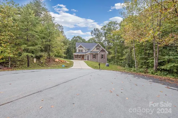 3171 Stonemill PATH, Sherrills Ford, NC 28673