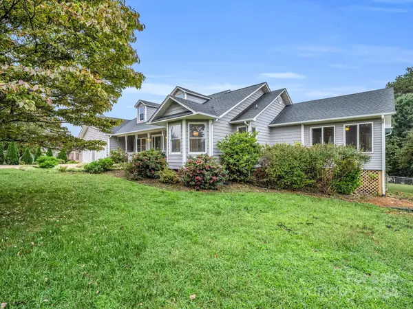 219 Weatherstone DR, Forest City, NC 28043