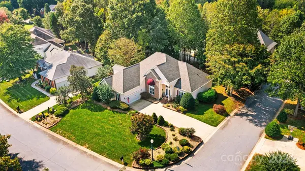 1375 Valhalla DR, Denver, NC 28037