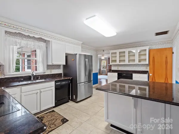 1119 Castlegate ST, Gastonia, NC 28054