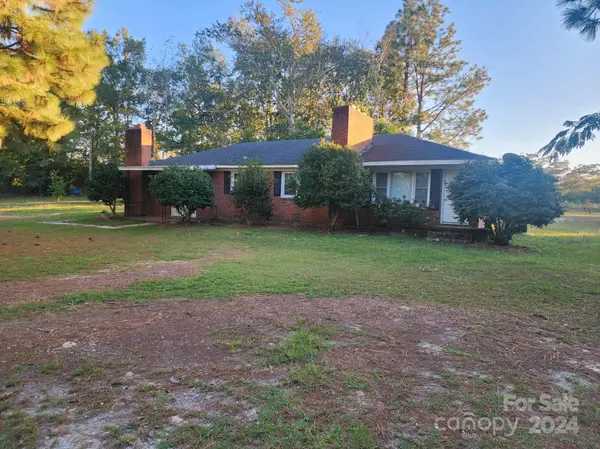 25606 Hwy 151 HWY, Mcbee, SC 29101