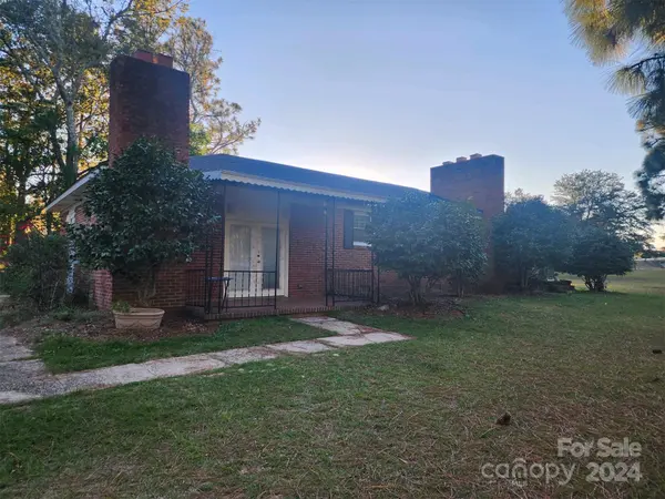 25606 Hwy 151 HWY, Mcbee, SC 29101