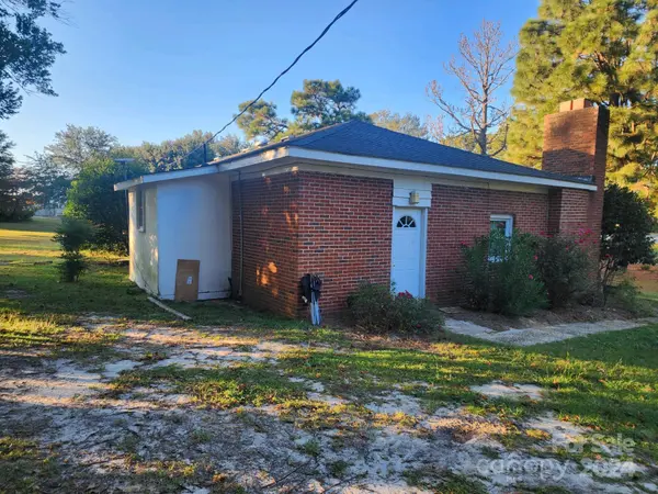 25606 Hwy 151 HWY, Mcbee, SC 29101